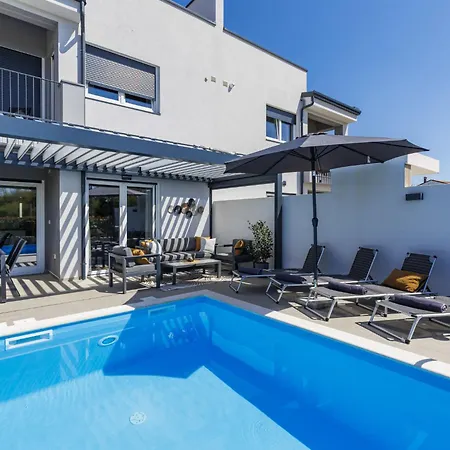 Mira By Interhome * Nova Vas (Porec)