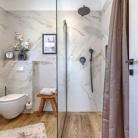 Mira By Interhome * Nova Vas (Porec)
